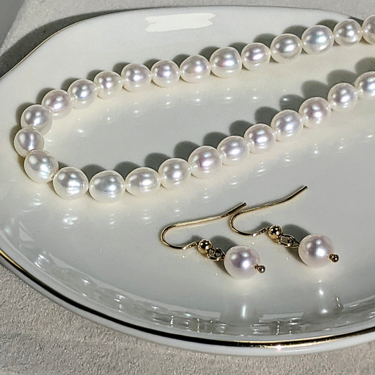 L'ensemble d'Héra Collier et Boucles d'oreilles